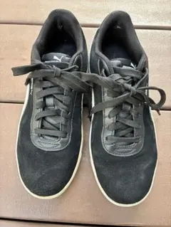Puma ブラックスエードスニーカー