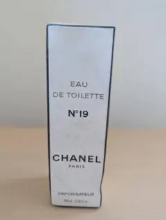 《未開封》 シャネル N°19 オードトワレ 100ml