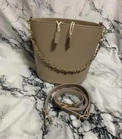 Item thumbnail for item fedcd9ba-b0fa-4067-abcd-fb56a8ed1f2d