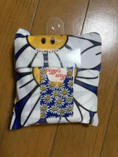 ウィグルウィグル　PICNIC BAG ラージ　Smile we love