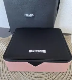 PRADA プラダ　2025 最新　ノベルティ　ポーチ　オリジナル