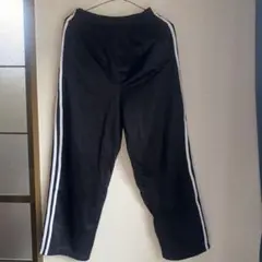 黒いジャージパンツ 76-84サイズ