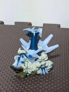 【希少】 ダイヤモンド・パール　予約特典フィギュア　ディアルガ ポケモンのサムネイル