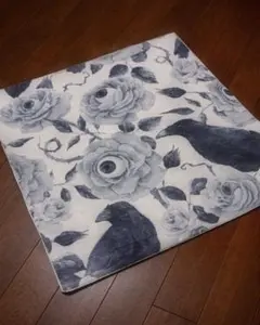 モダン ホラー 目玉 薔薇 カラス クッションカバー アンティーク