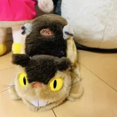 タグ付き スタジオジブリ ネコバス となりのトトロ　ぬいぐるみ Mサイズのサムネイル