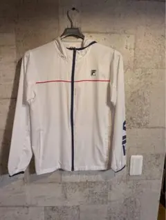 FILA フード付きジャケット Mサイズ ホワイト