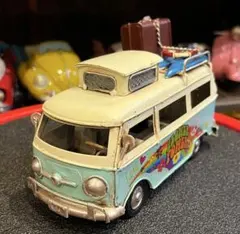 ヴィンテージカー ワーゲンバス風　グリーン