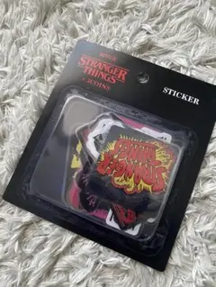 【新品未使用】ストシン スリーコインズ コラボ グッズ ステッカー 1個