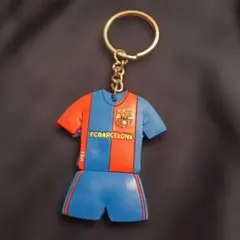 FCバルセロナ ユニフォーム型キーホルダー 【10 メッシ】 - メルカリ