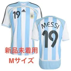 【新品タグ付】アルゼンチン代表 2006 復刻 メッシ#19 ユニフォーム M 新品タグ付】アルゼンチン代表 2006 復刻 メッシ#19 ユニフォーム M