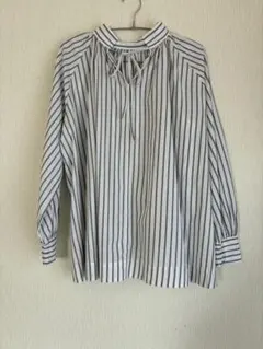 ストライプ 長袖シャツ Sサイズ