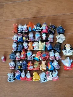 ウルトラマンシリーズ　指人形　50個セット