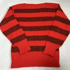赤と黒のストライプ 長袖ニットセーター