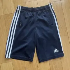 adidas  アディダス　ハーフパンツ　140  紺　3本線