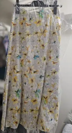 STRABERRY FIELDS 花柄ロングスカート