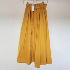 【新品タグ付き】GU タックギャザーフレアロングスカート