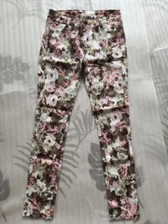 花柄スキニーパンツZARAソウルベリーGUホコモモラSybillaearth