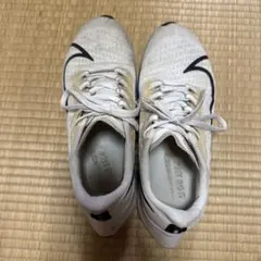 Nike ランニングシューズ ホワイト/マルチカラー24.5cm
