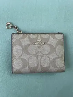 COACH 二つ折り財布