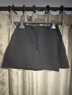 タイトスカートパンツ　グレー Sサイズ GRL