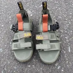 T*8様 Dr. Martens Pearson サンダル UK8 グレー - メルカリ