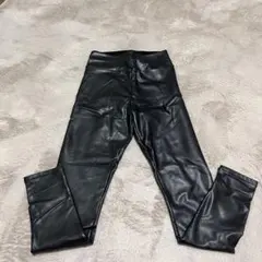 Abercrombie & Fitch ブラックスキニーパンツ XS