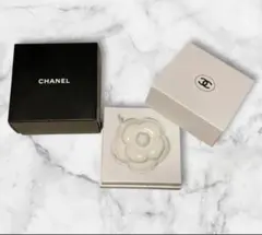 CHANEL カメリア アロマストーン 芳香器のサムネイル