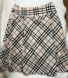 バーバリー ミニスカート