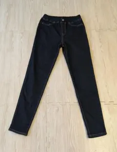 ☆美品　GU デニムレギンスパンツ　150cm