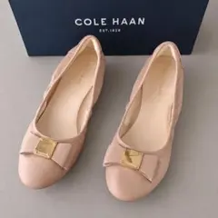 美品✨ COLE HAAN 本革　リボンバレエシューズ 5.5B　ピンクベージュのサムネイル