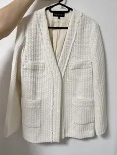 インディヴィ ノーカラージャケット