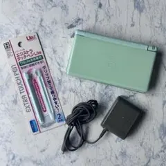 Nintendo DS light 本体