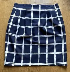◤即日発送◢ タイトスカート 膝丈 Ｐ.Ｓ.ＦＡのサムネイル