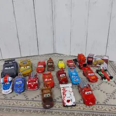 トミカ カーズ ミニカー 大量セット 19台 묶음 판매