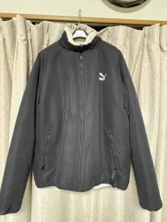 PUMA フリースジャケット 黒と白　リバーシブル