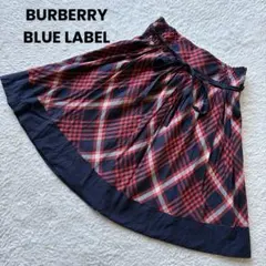 BURBERRY バーバリー ノバチェック柄 リボン 赤フレアスカートのサムネイル
