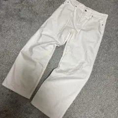 ユニクロ　ワイドストレートホワイトデニム　27