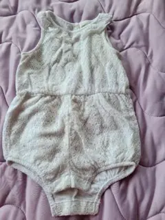 白　ホワイト　袖無しロンパース　かわいい