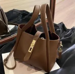 ブラウン ツーウェイバッグ！ポーチ付き 未使用品