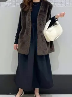 ローリーズファーム　ファーベストとロングワンピ　春～秋まで着回し万能2点セット