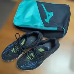 ミズノ　バドミントンシューズ＆シューズケースセット