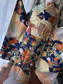 振袖フルセット 紺色×オレンジ×ゴールド 古典柄 金駒刺繍