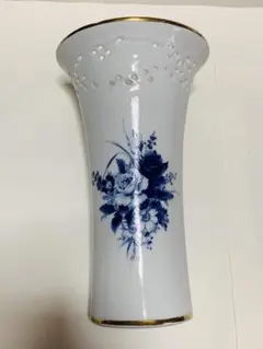 ロゼ・ポルセレーヌ　青い花柄花瓶　/陶器/雑貨