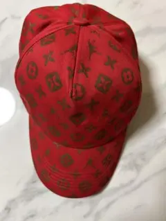 赤 キャップ