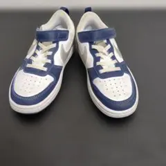 Nike ホワイト/ネイビー スニーカー ベルクロ付き