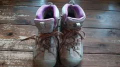 KEEN 　トレッキングブーツのサムネイル