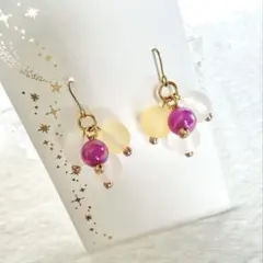 カラフルビーズ　フックピアス　イヤリング　春　スプリング　揺れる　可愛い