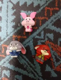 Disney　すねてマス ズートピア ニック ジュディ　ピグレット