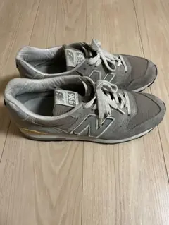 New Balance 996 Made in USA グレー スニーカーのサムネイル