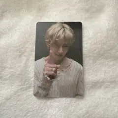 BTS トレカ テヒョン テテ V 公式 トレカ 偽物 コピー 非公式 注意喚起